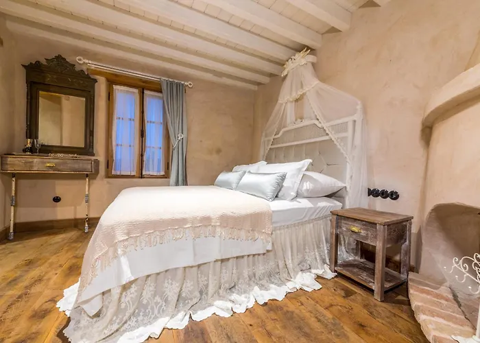 Kassandra Heritage (adults Only) * פאטהיה