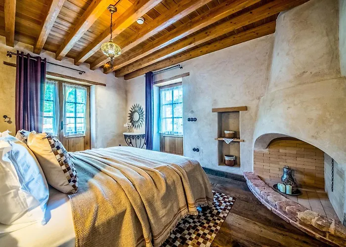 Kassandra Heritage (adults Only) *