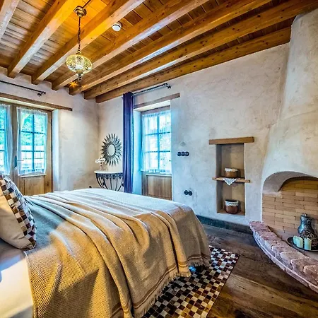 Kassandra Heritage (adults Only) *