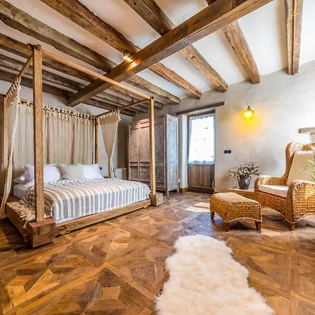 Kassandra Heritage Hotell *