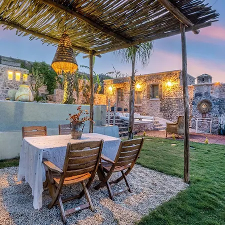 Hotell Kassandra Heritage *