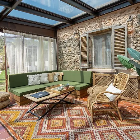 Kassandra Heritage (adults Only)