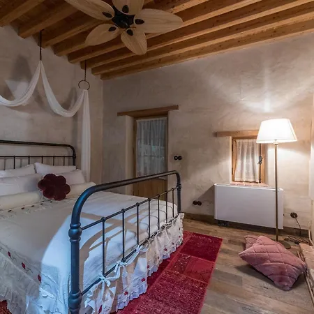 Kassandra Heritage (adults Only) فتحية