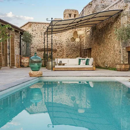 Kassandra Heritage (adults Only) * فتحية
